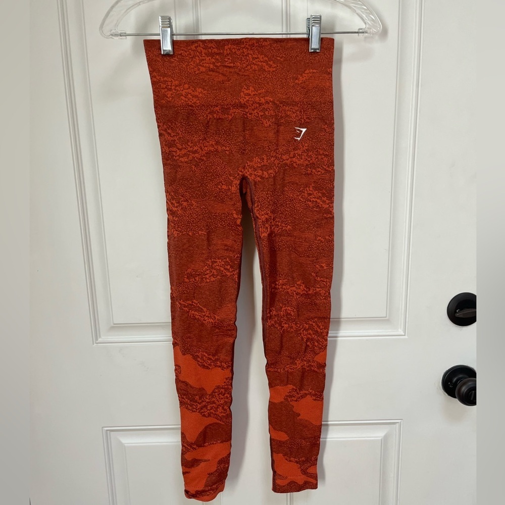 Gymshark Adapt Camo Leggings Storm Red/Cherry Brown‎ Size XS